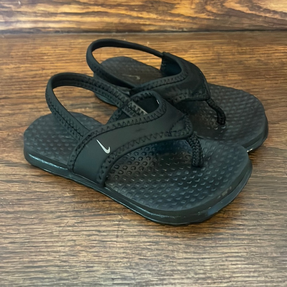 Boys sandals